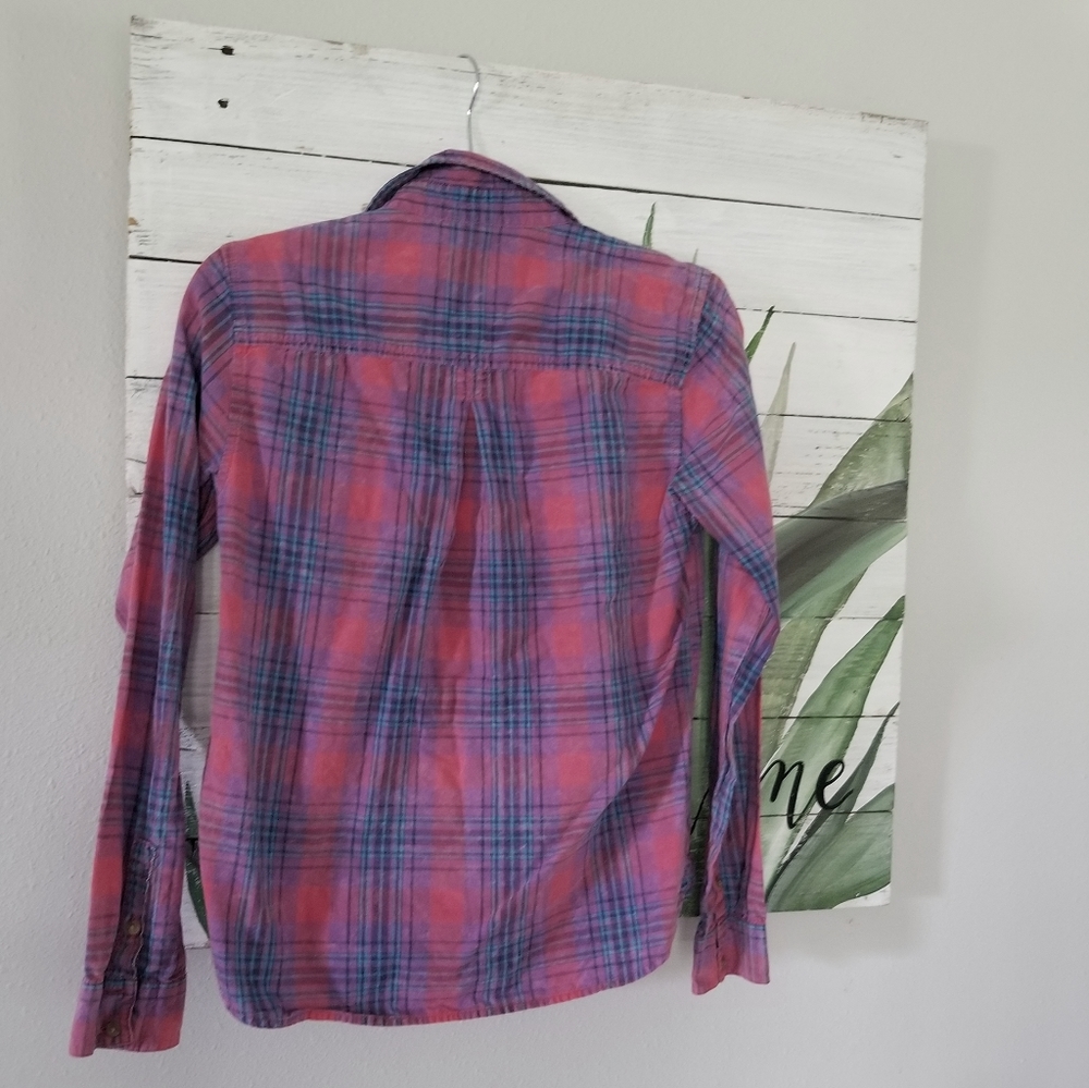 American Eagle plaid button down shirt - Picture 2 of 4